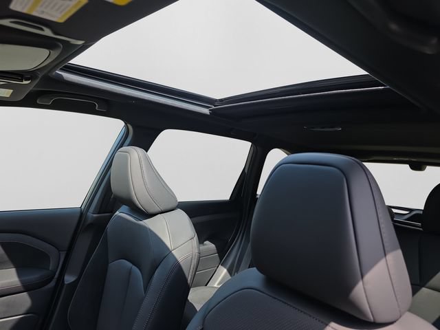 New 2026 Subaru Forester Touring AWD/4WD image 12