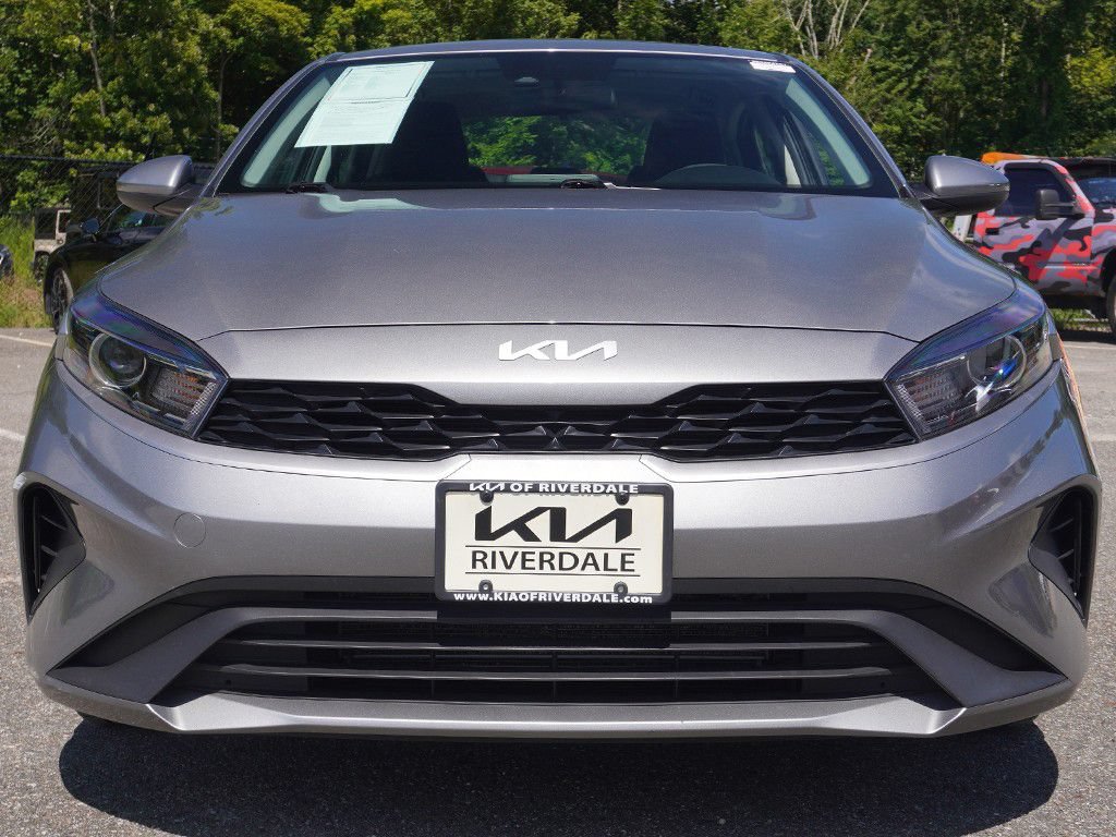 Used 2023 Kia Forte LXS FWD image 7