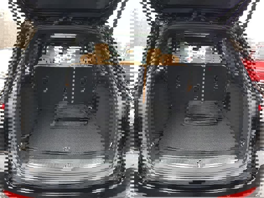 Used 2025 Jeep Grand Cherokee Summit w/ Obsidian Package image 10