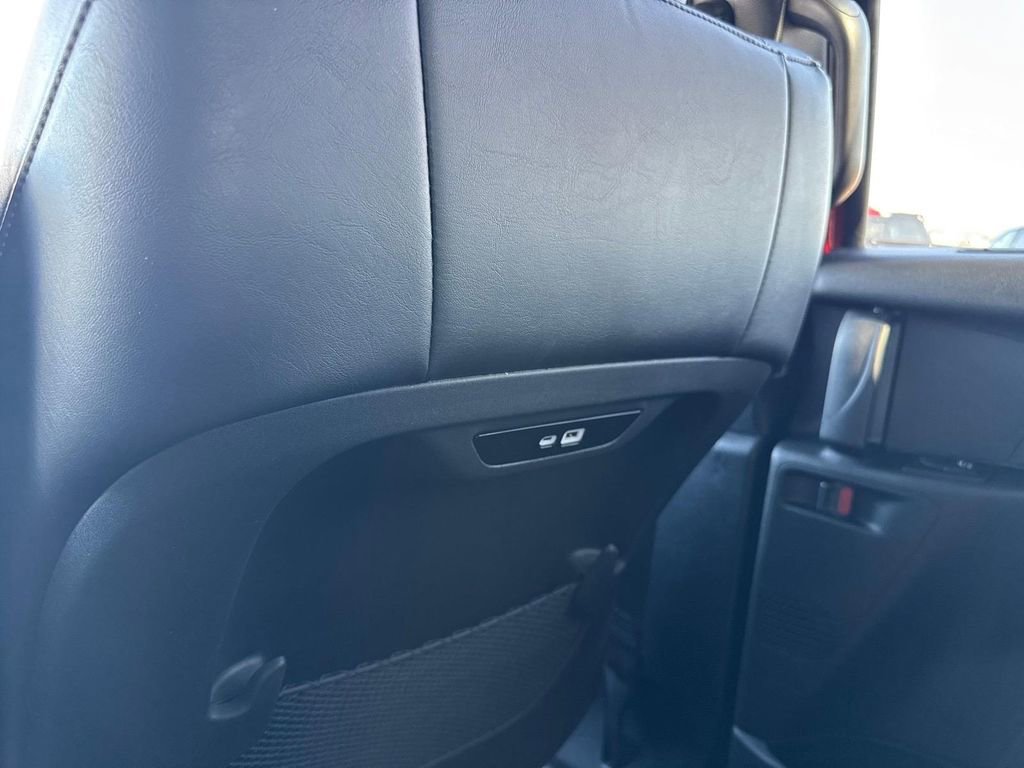 New 2026 Chrysler Pacifica Select AWD/4WD image 13