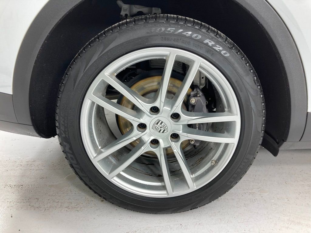 Certified 2023 Porsche Cayenne image 28