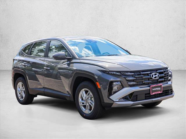 Certified 2025 Hyundai Tucson SE AWD/4WD image 3