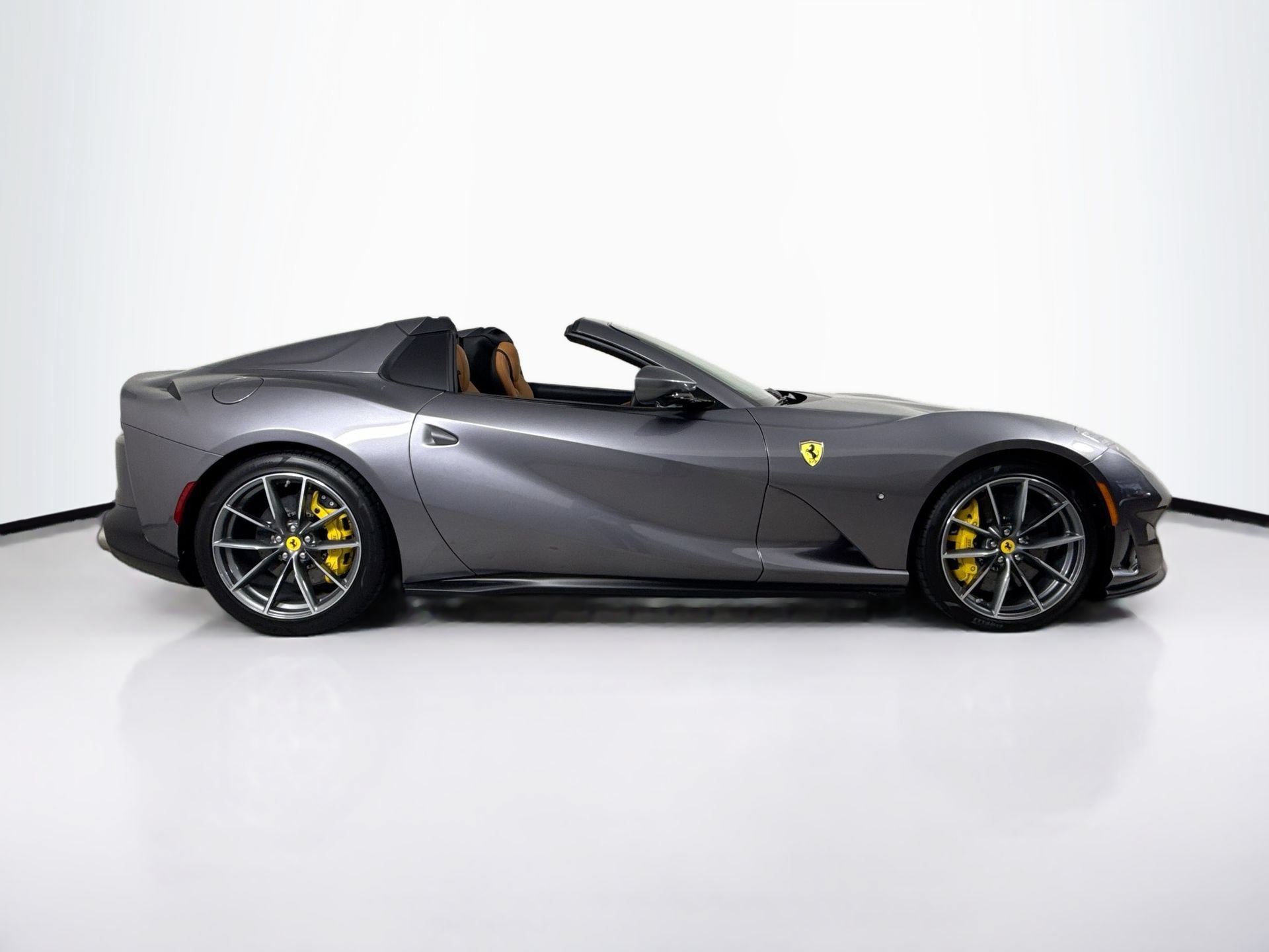 Certified 2021 Ferrari 812 GTS RWD image 8