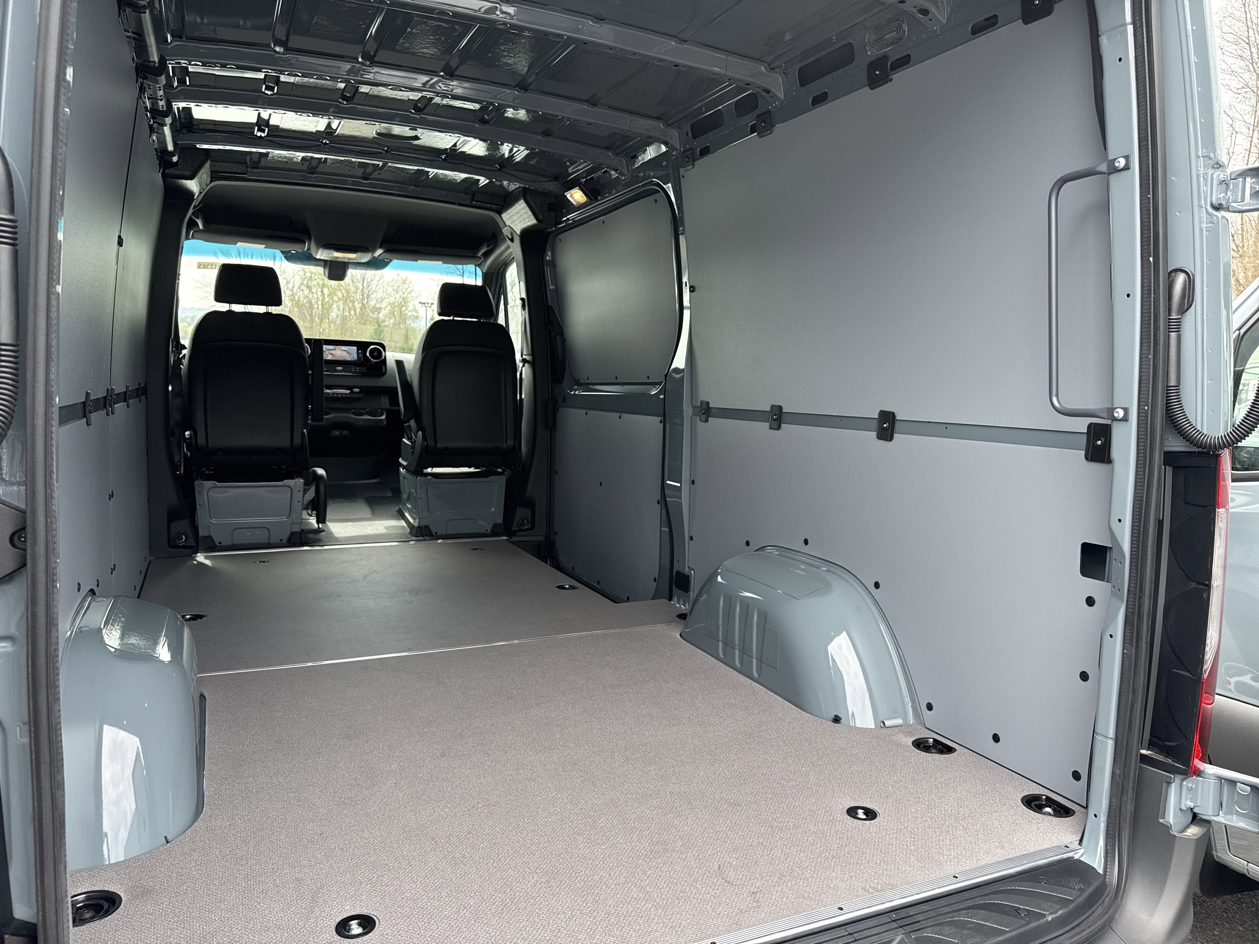 New 2025 Mercedes-Benz Sprinter 2500 image 24