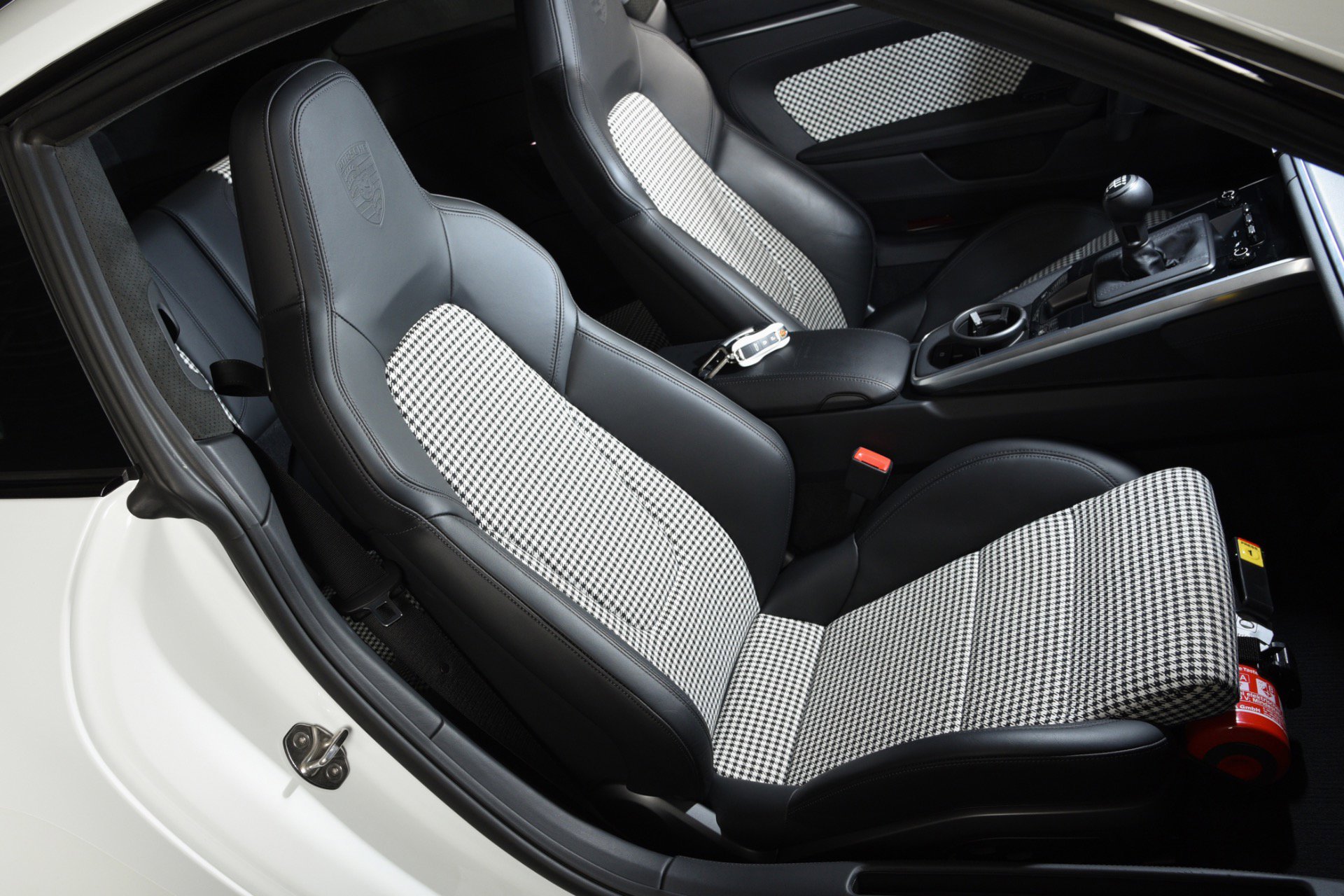 Used 2023 Porsche 911 Sport Classic RWD image 5