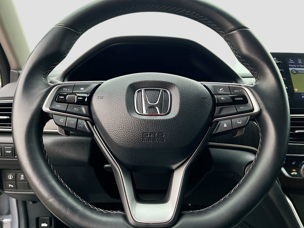 Used 2021 Honda Accord Touring image 11