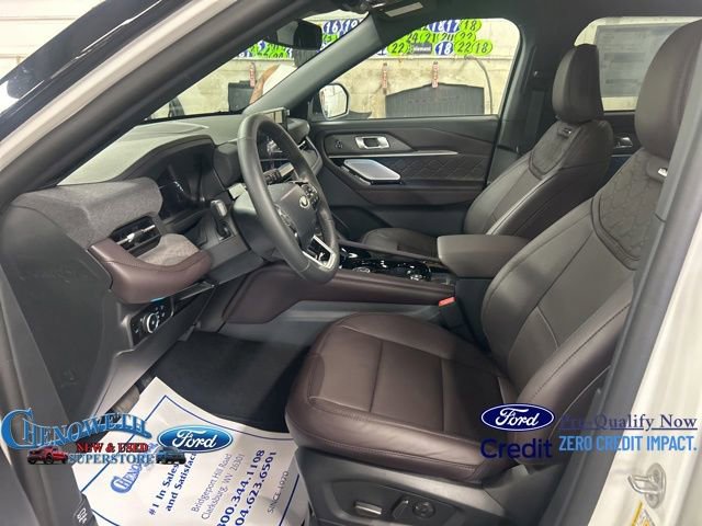 New 2025 Ford Explorer Platinum w/ Ultimate Package image 9
