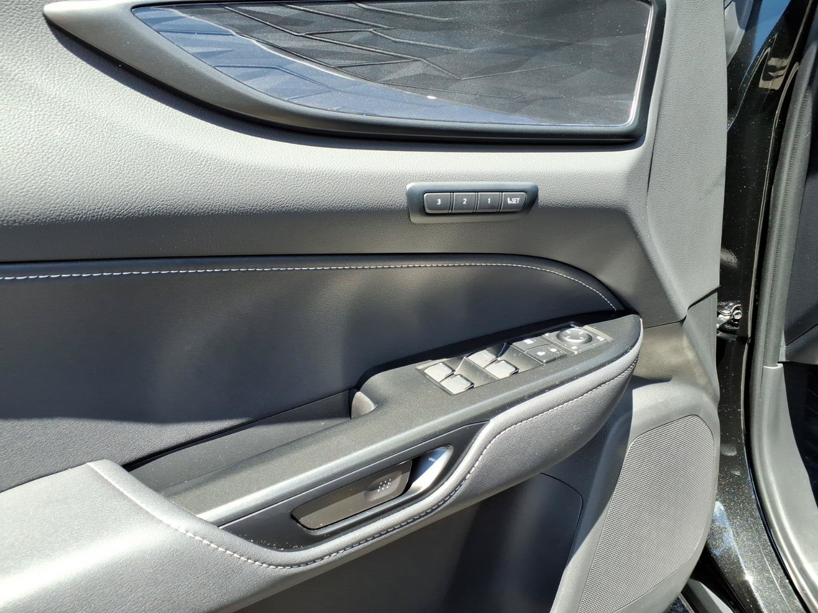 Certified 2025 Lexus NX 350 AWD w/ Accessory Package (2T) image 20