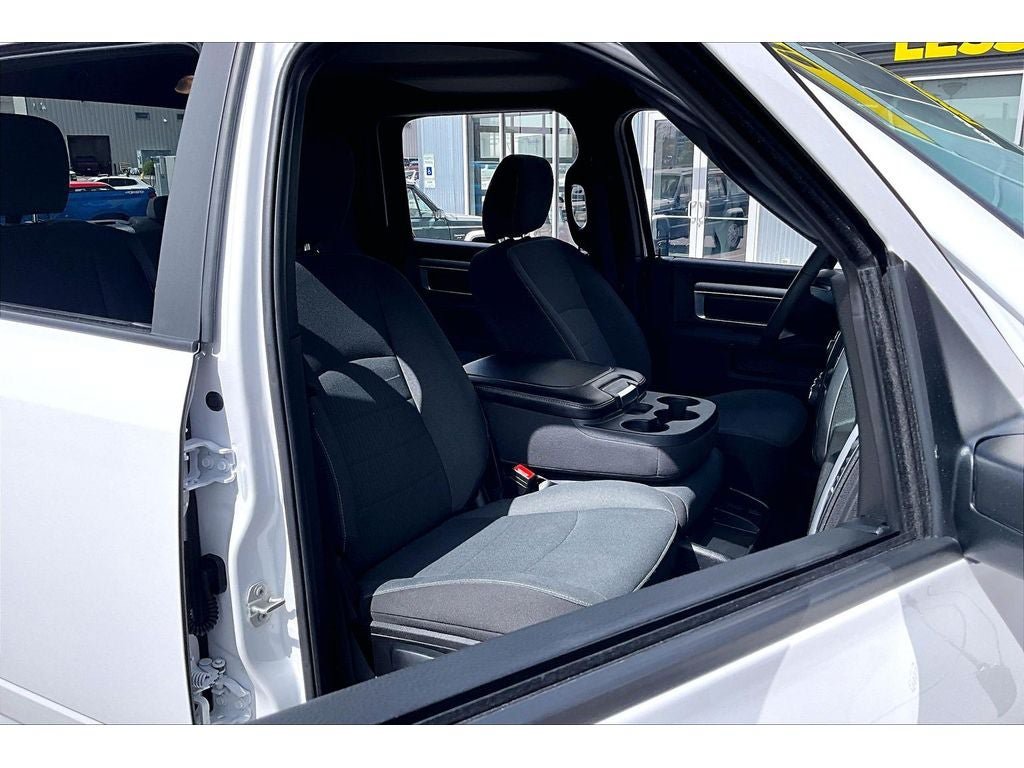 Used 2024 RAM 1500 Classic Warlock AWD/4WD image 8