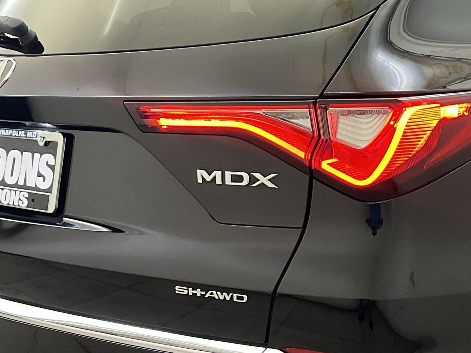 Used 2023 Acura MDX SH-AWD w/ Advance Package image 30