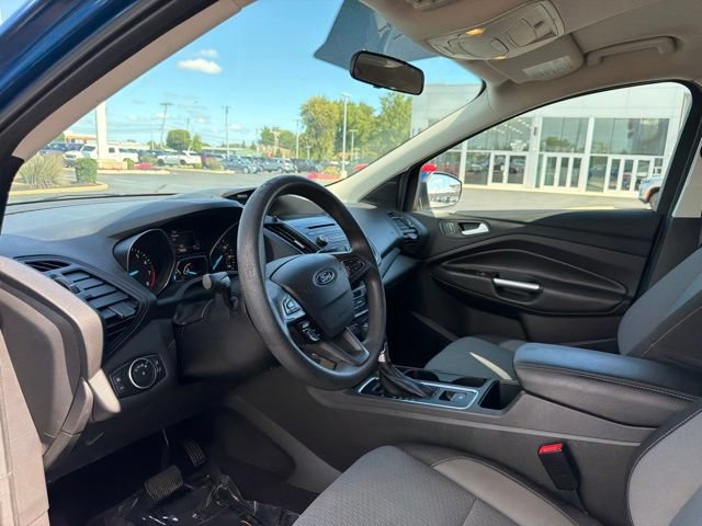 Used 2017 Ford Escape SE FWD image 16