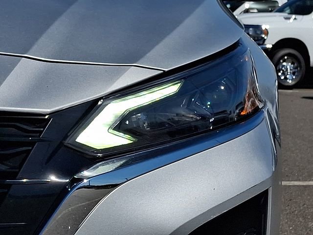 Used 2024 Nissan Altima 2.5 SV image 9