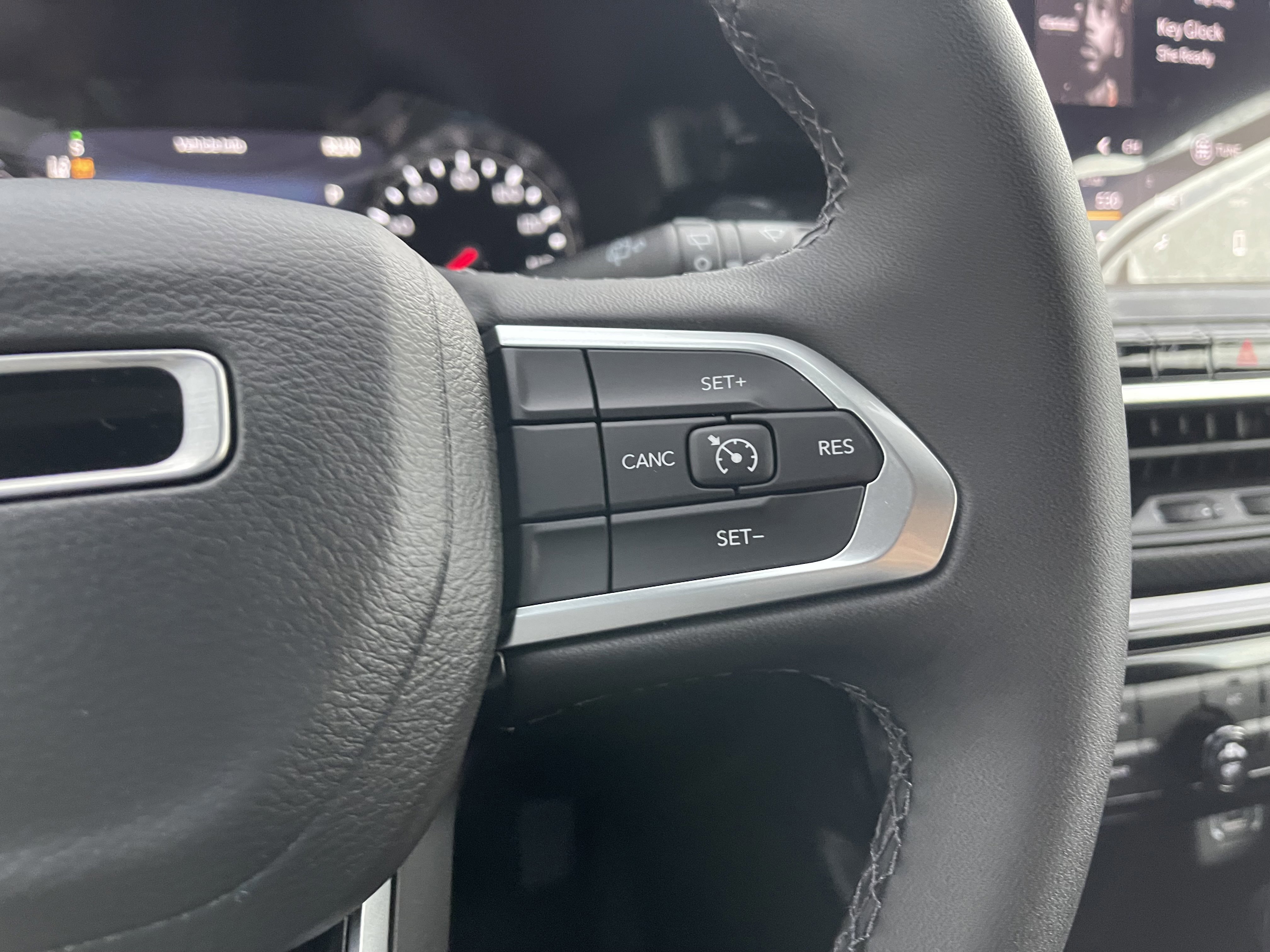 New 2026 Jeep Compass Latitude image 34