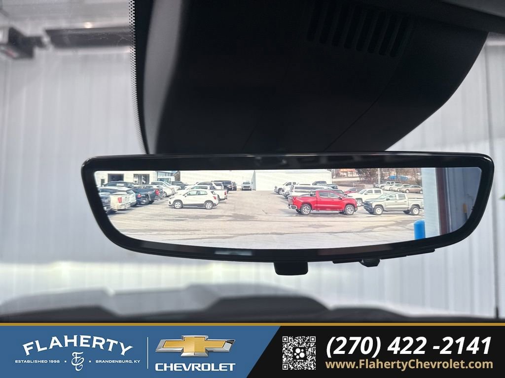 Used 2024 Chevrolet Silverado 1500 ZR2 w/ Technology Package image 32