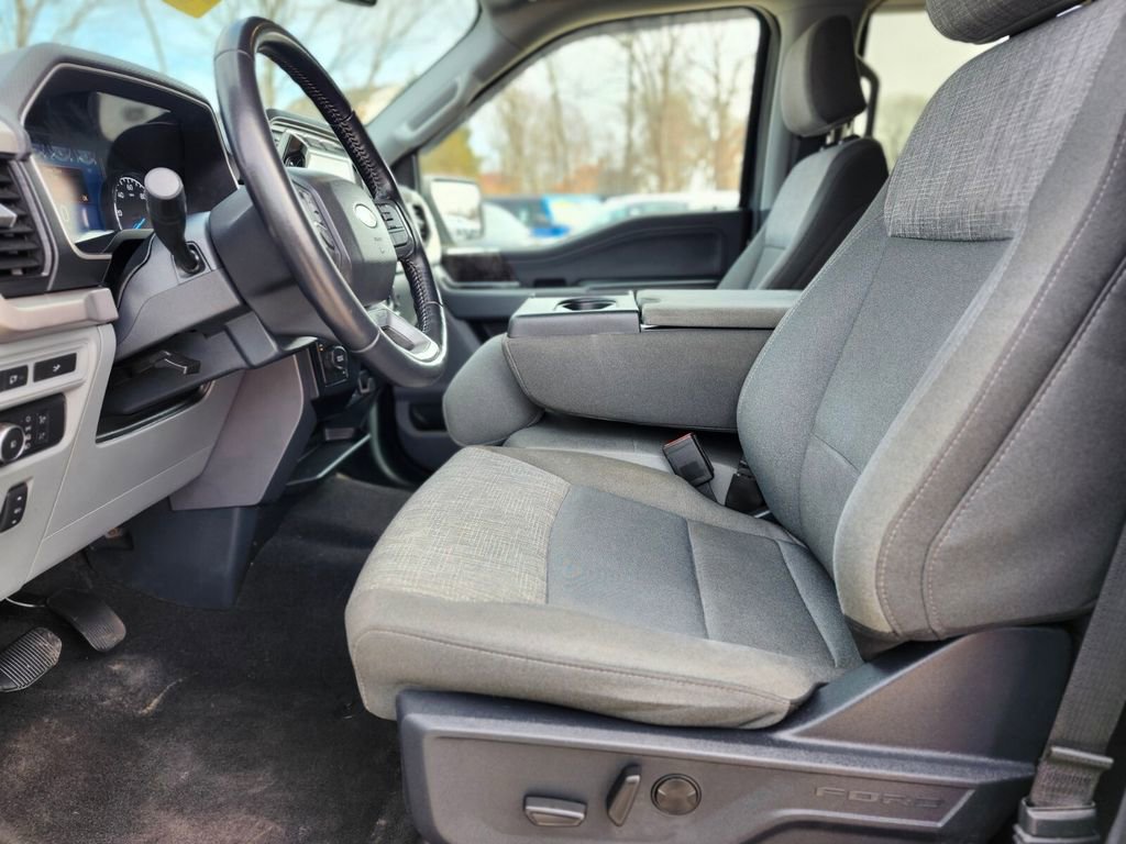 Certified 2022 Ford F150 XLT w/ Equipment Group 302A High image 18