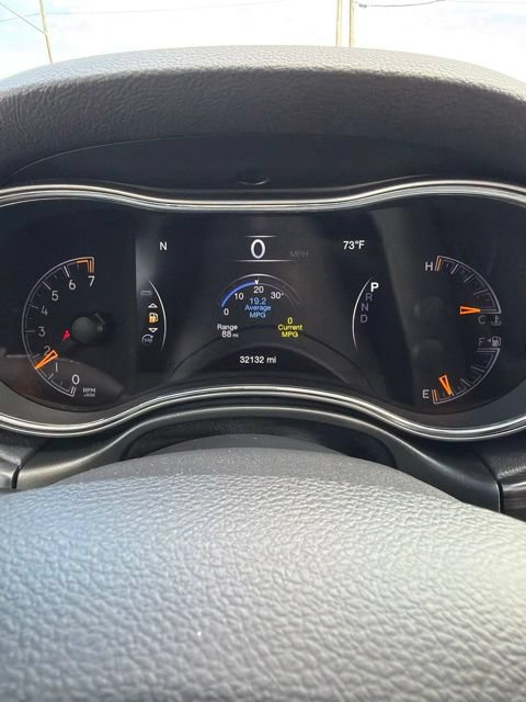 Used 2021 Jeep Grand Cherokee Limited w/ Trailer Tow Group IV AWD/4WD image 2
