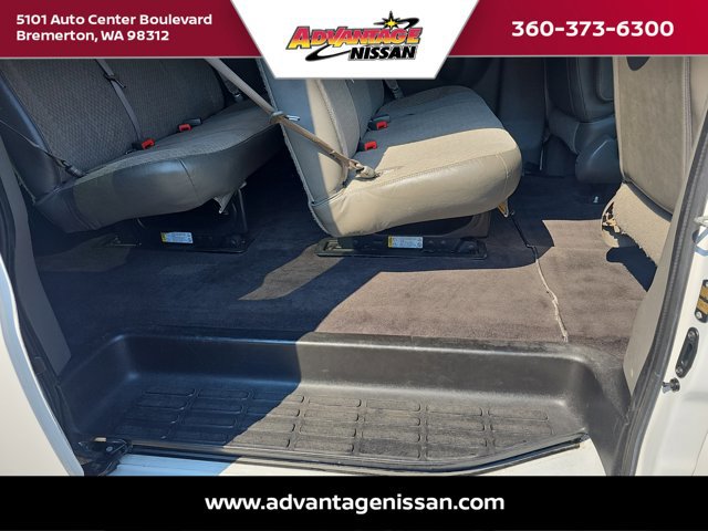 Used 2020 Chevrolet Express 3500 LT w/ LT Preferred Equipment Group image 18