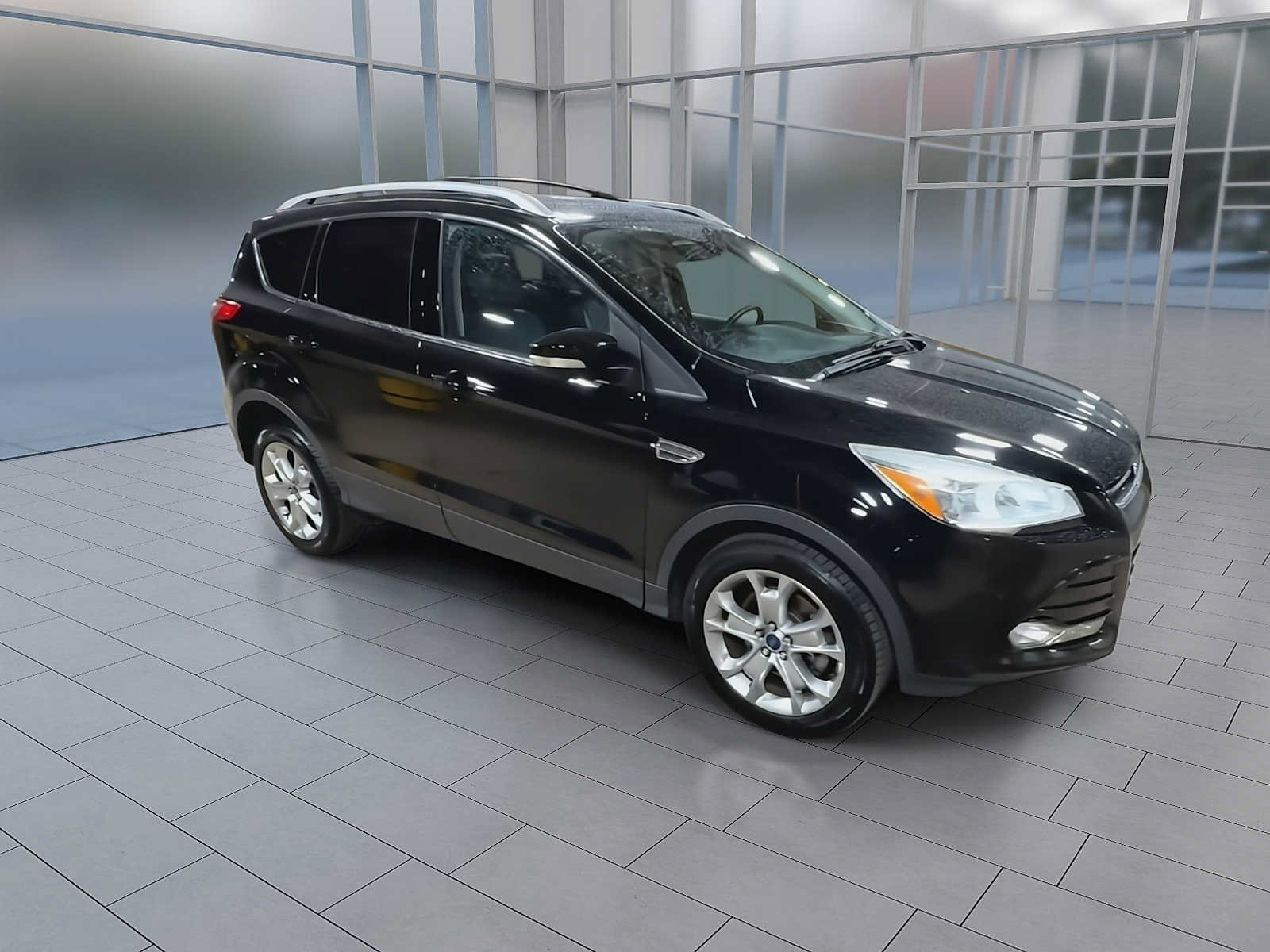 Used 2016 Ford Escape Titanium AWD/4WD image 2