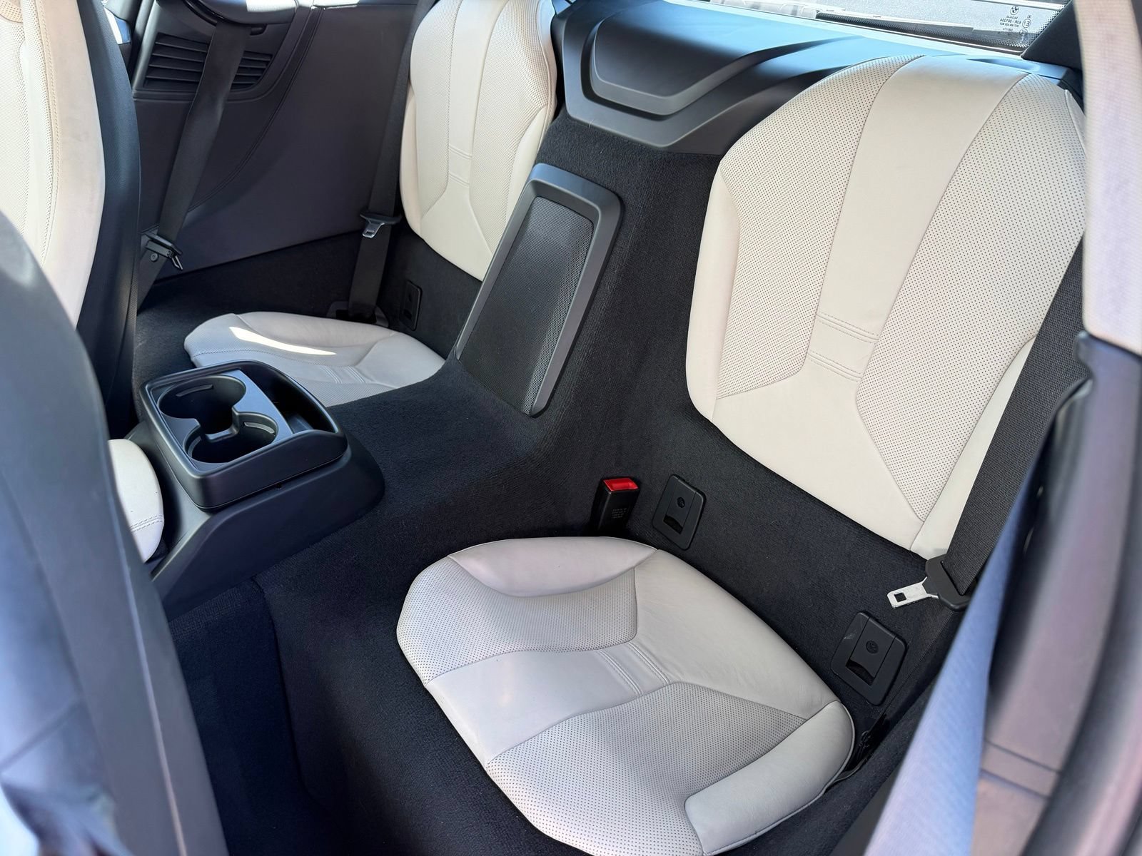 Used 2019 BMW i8 Coupe AWD/4WD image 24