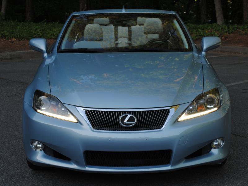Used 2011 Lexus IS 350C w/ Luxury Pkg RWD image 3