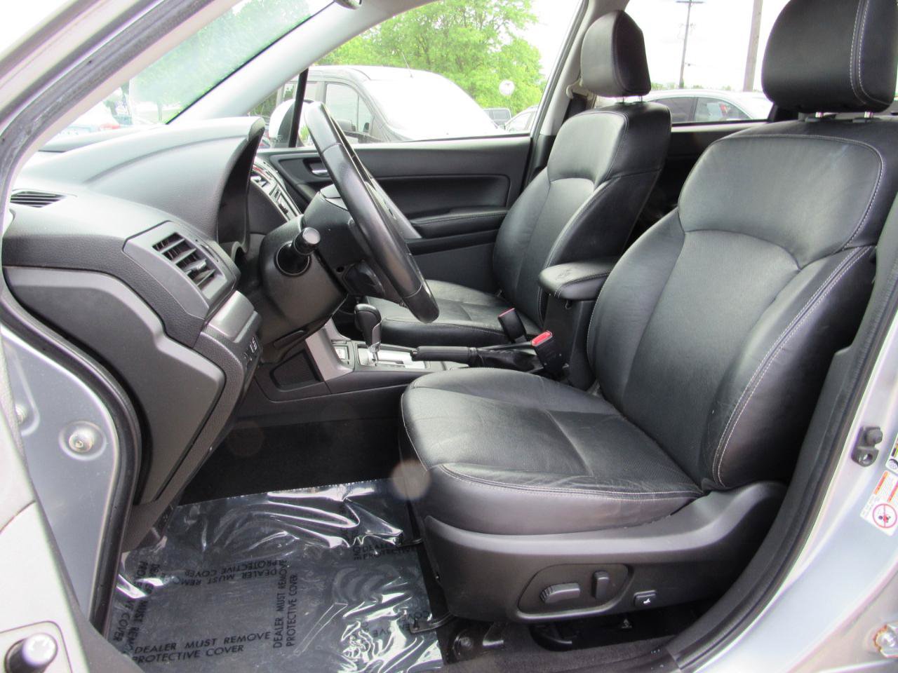 Used 2014 Subaru Forester 2.5i Touring AWD/4WD image 5