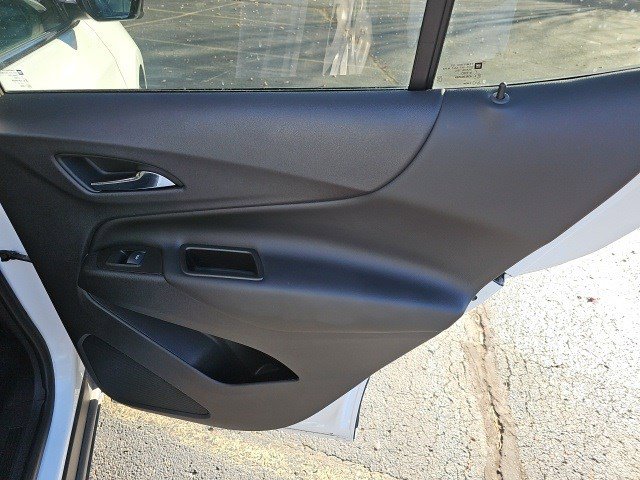 Used 2021 Chevrolet Equinox LT image 17