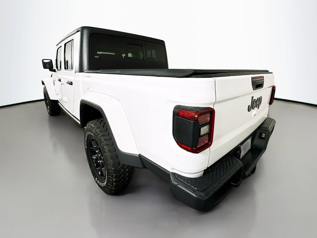 Used 2024 Jeep Gladiator Sport image 7