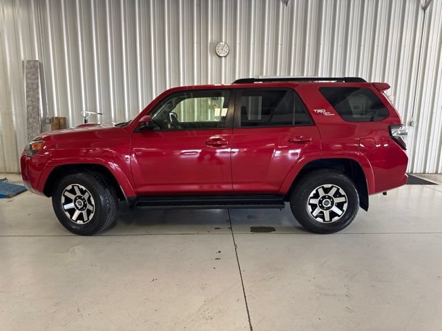 Used 2021 Toyota 4Runner TRD Off-Road AWD/4WD image 2
