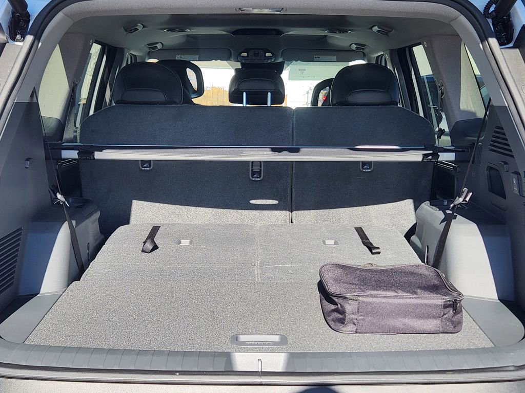 New 2026 Kia EV9 Wind image 14