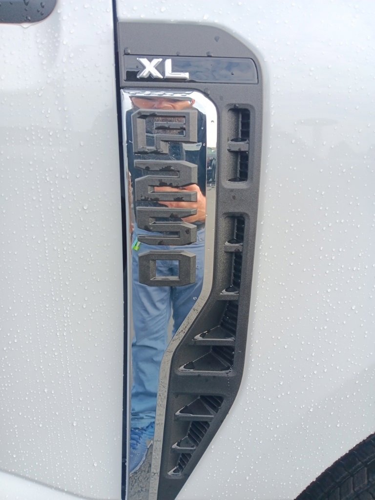 New 2026 Ford F250 XL image 9