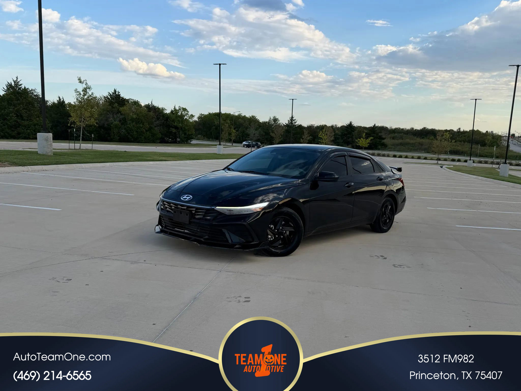 Used 2024 Hyundai Elantra SE