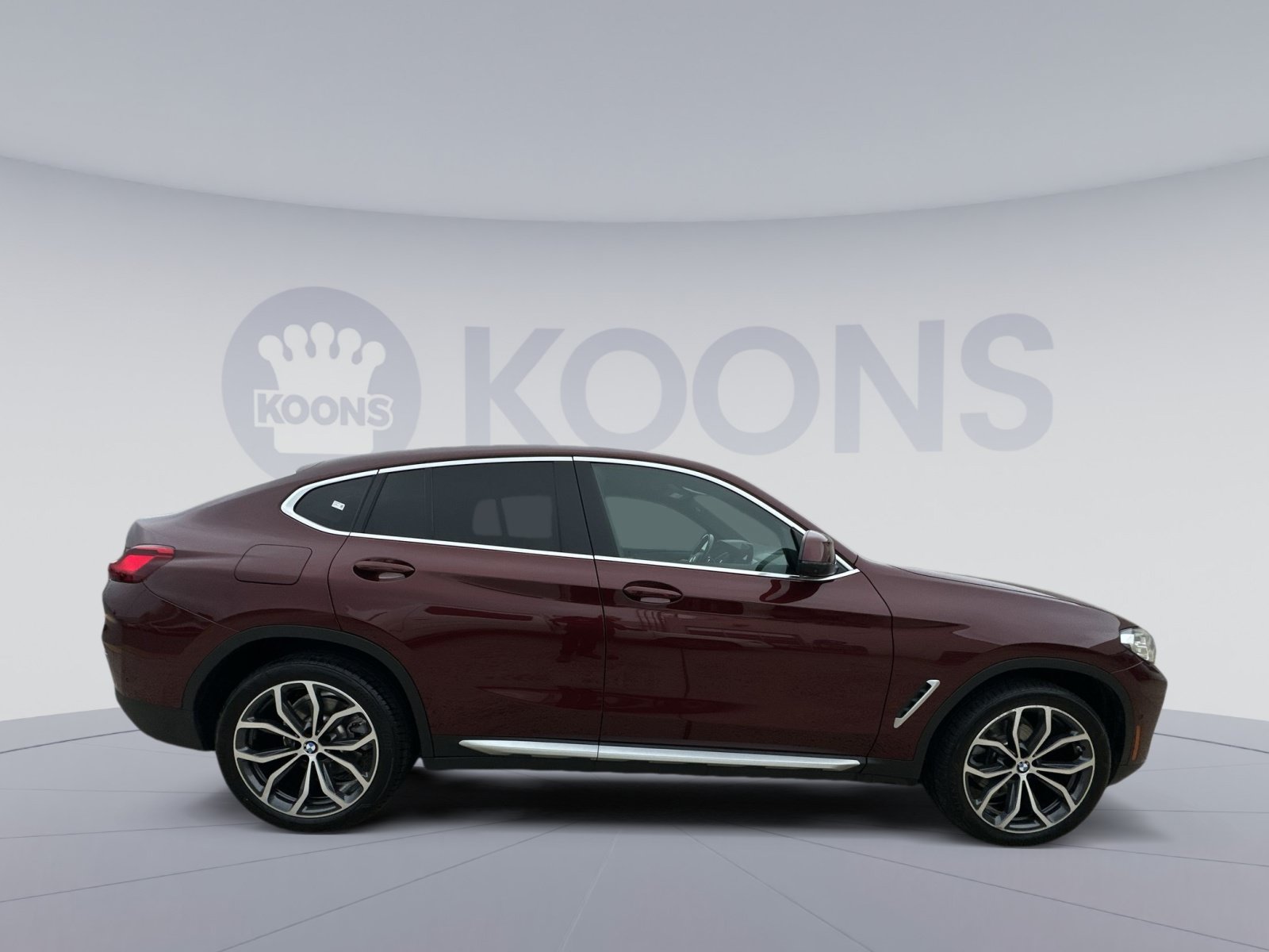 Used 2025 BMW X4 xDrive30i w/ Premium Package AWD/4WD image 17