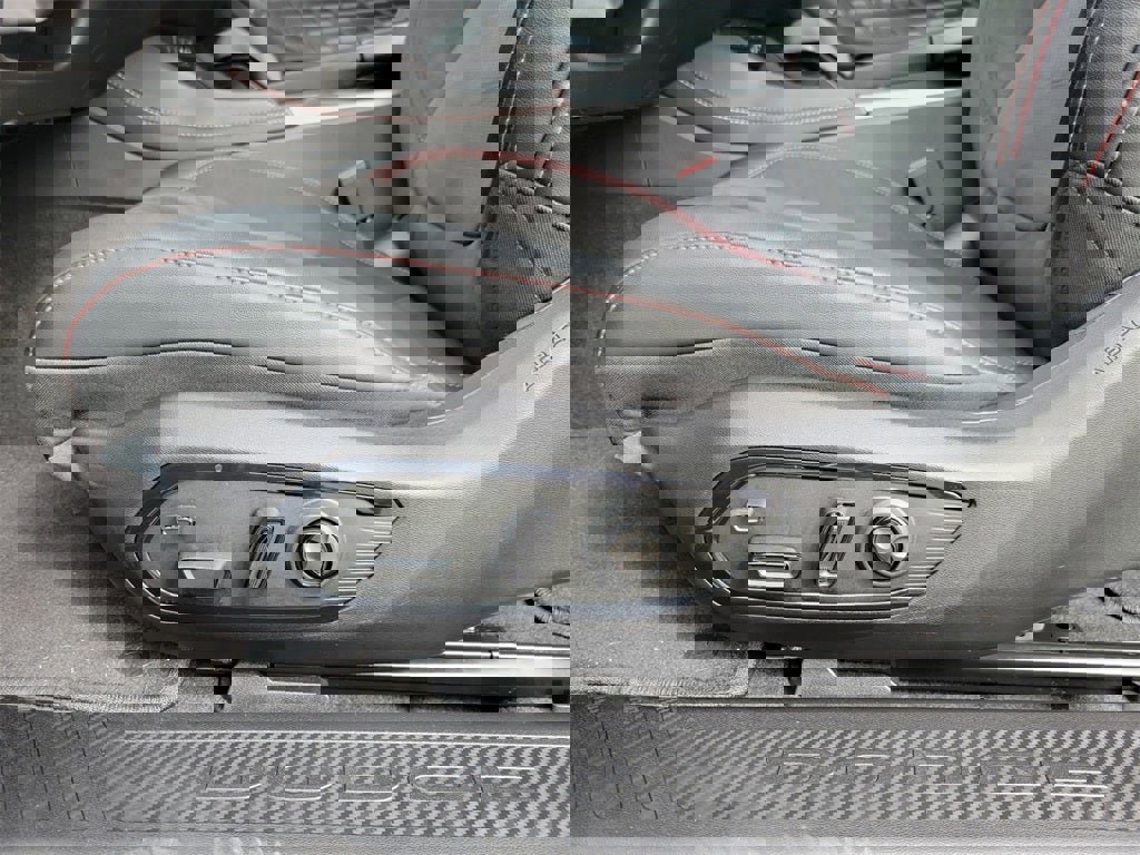 Used 2025 Dodge Charger Daytona Scat Pack w/ Track Pack image 24