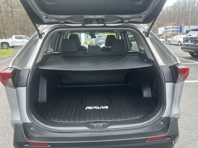 Certified 2023 Toyota RAV4 LE image 21