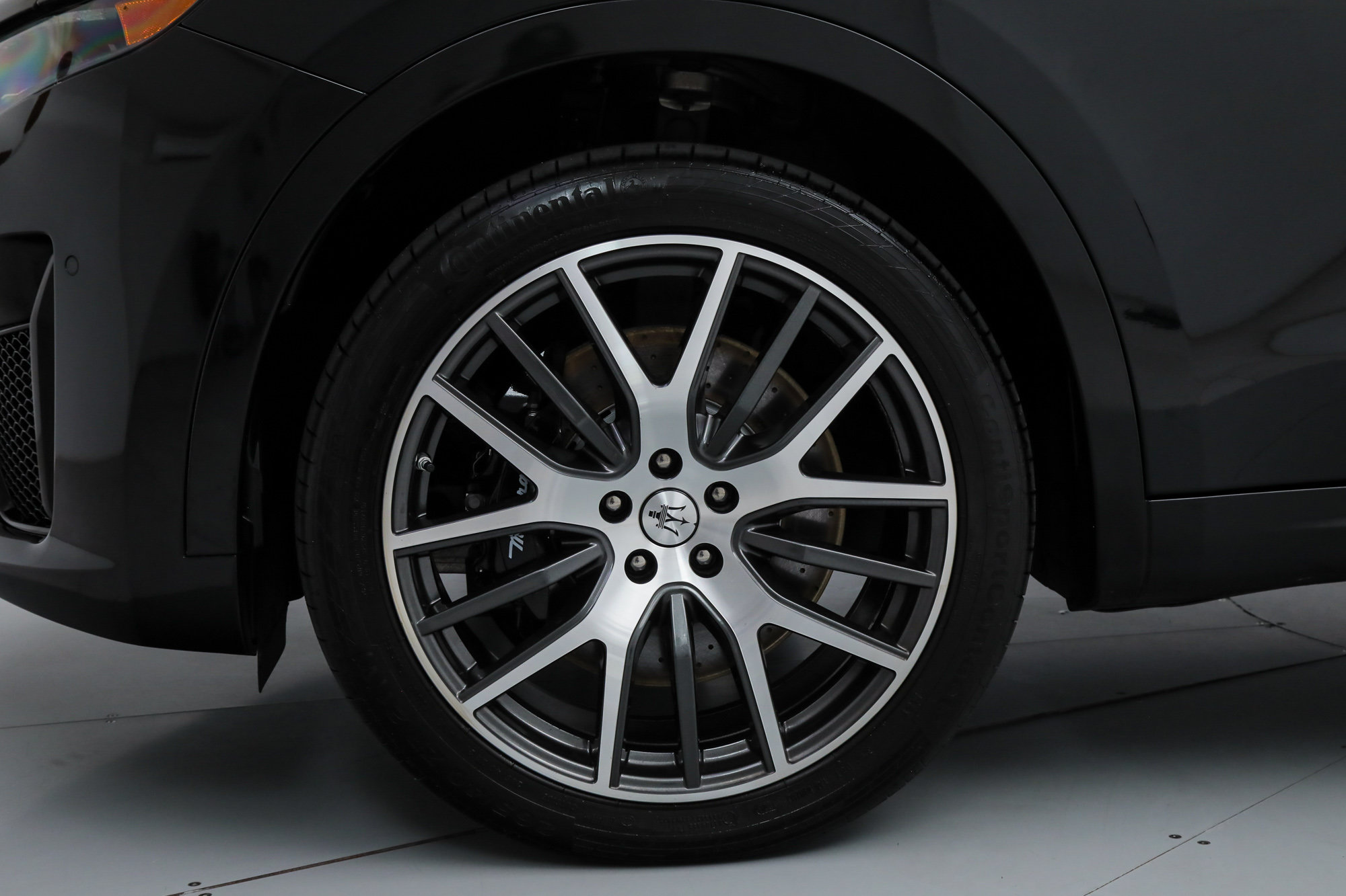 Certified 2022 Maserati Levante Modena S AWD/4WD image 18