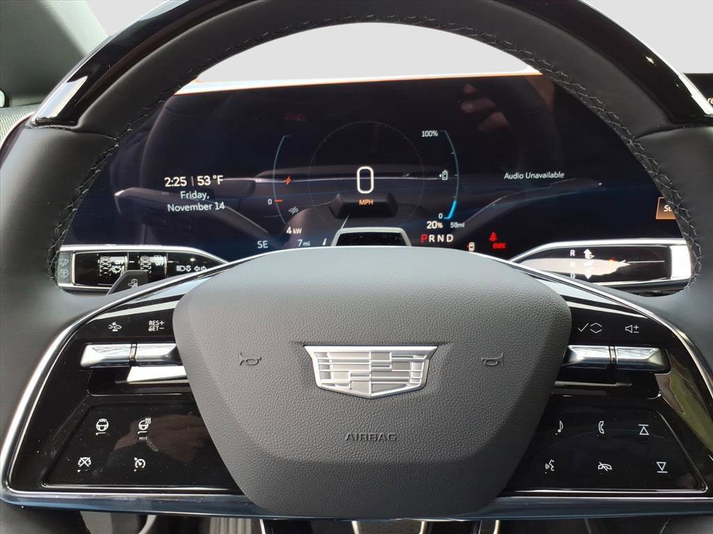 New 2026 Cadillac Optiq Luxury 1 image 15