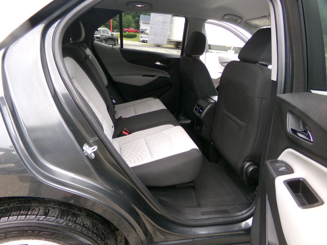 Used 2018 Chevrolet Equinox LT AWD/4WD image 19