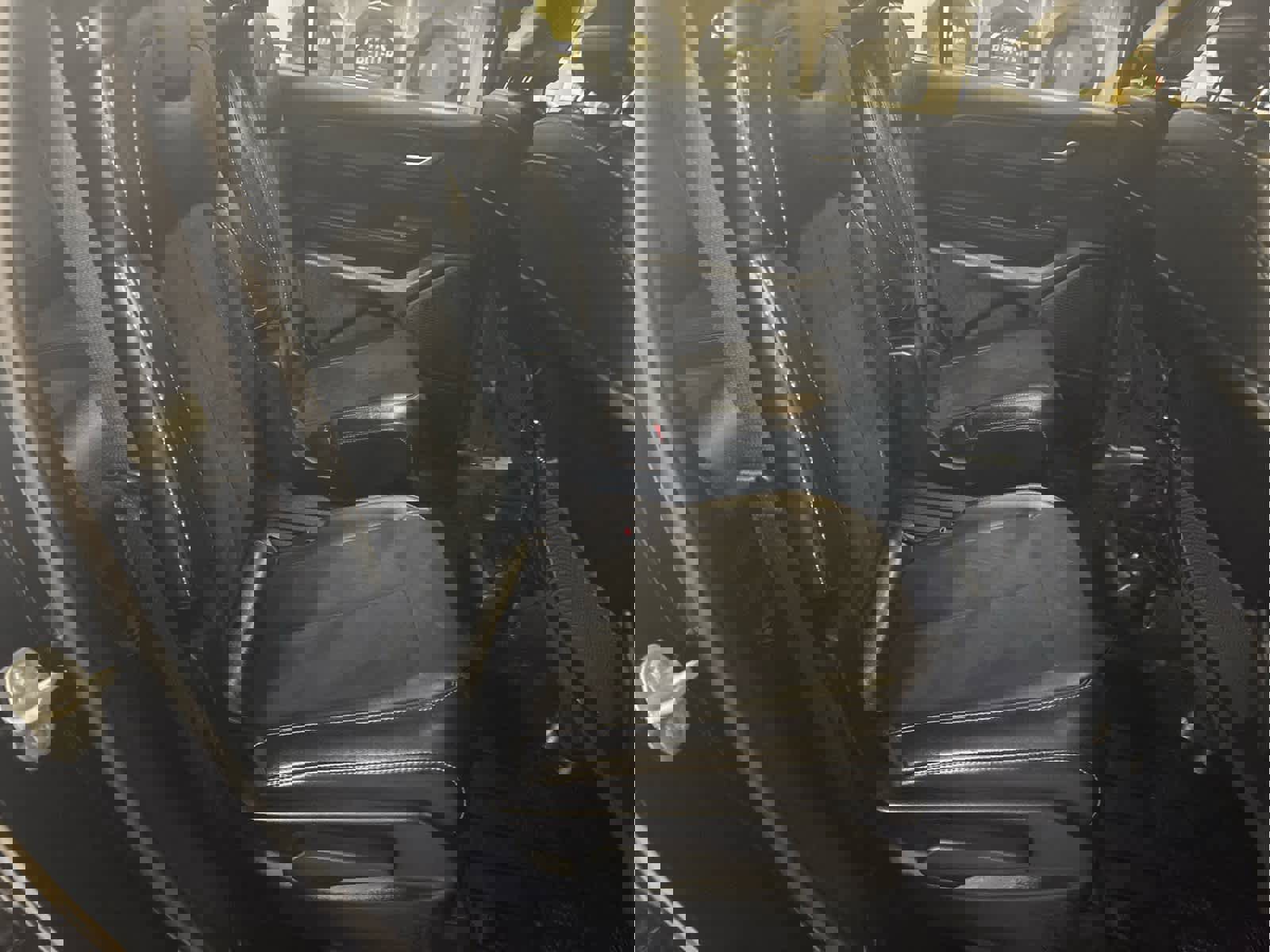 Used 2023 Jeep Grand Cherokee L Laredo image 30