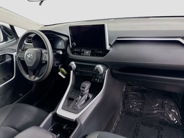 Certified 2025 Toyota RAV4 LE image 27