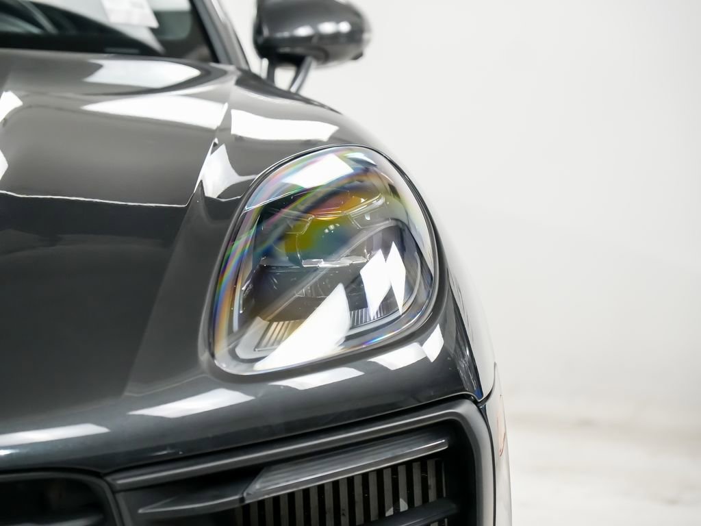 Certified 2023 Porsche Macan GTS AWD/4WD image 7