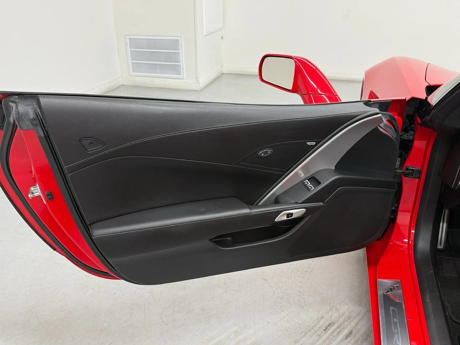 Used 2016 Chevrolet Corvette Stingray Coupe RWD image 27