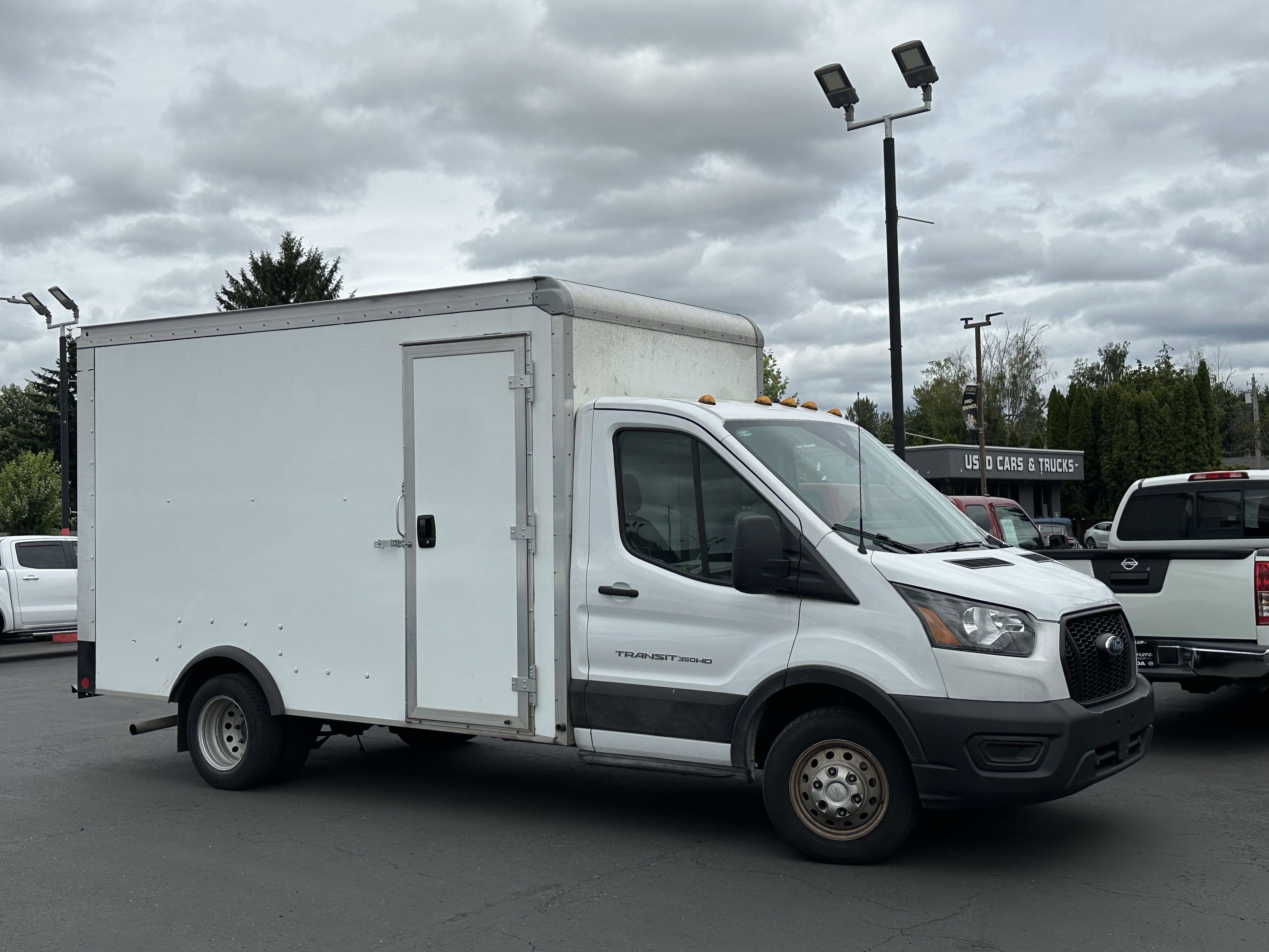 Used 2023 Ford Transit 350 DRW image 2