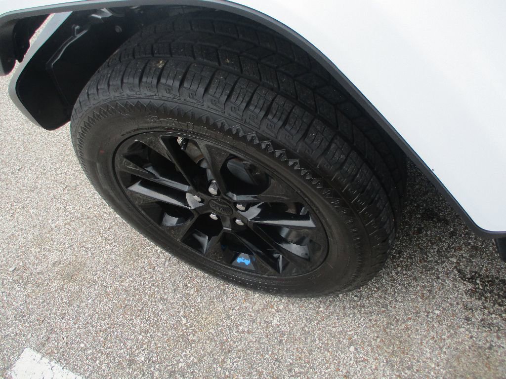 Used 2023 Jeep Wrangler Sahara image 23