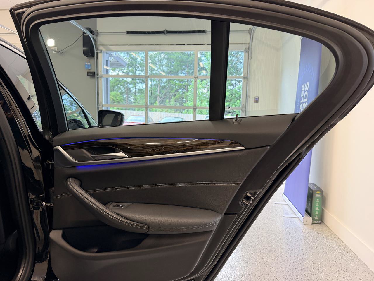 Used 2019 BMW 530i xDrive AWD/4WD image 26