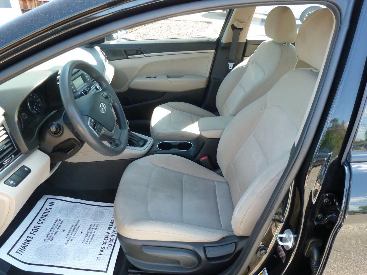 Used 2018 Hyundai Elantra SE FWD image 11