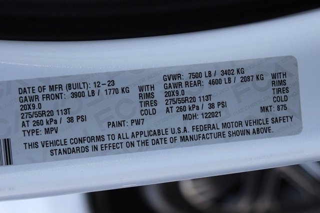 Used 2024 Jeep Wagoneer 4WD w/ Premium Group I image 40