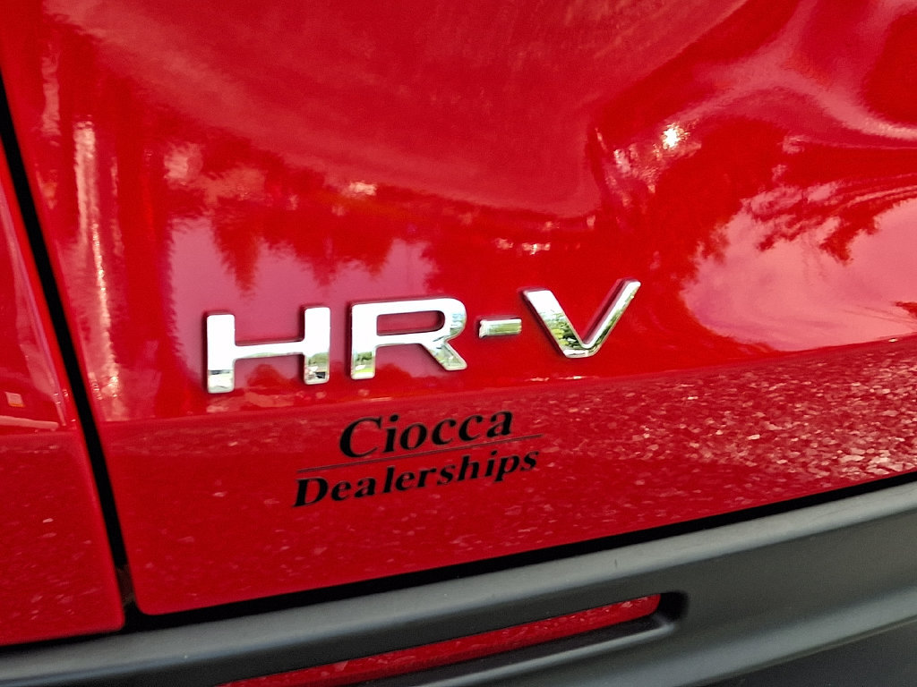 Used 2024 Honda HR-V Sport image 29