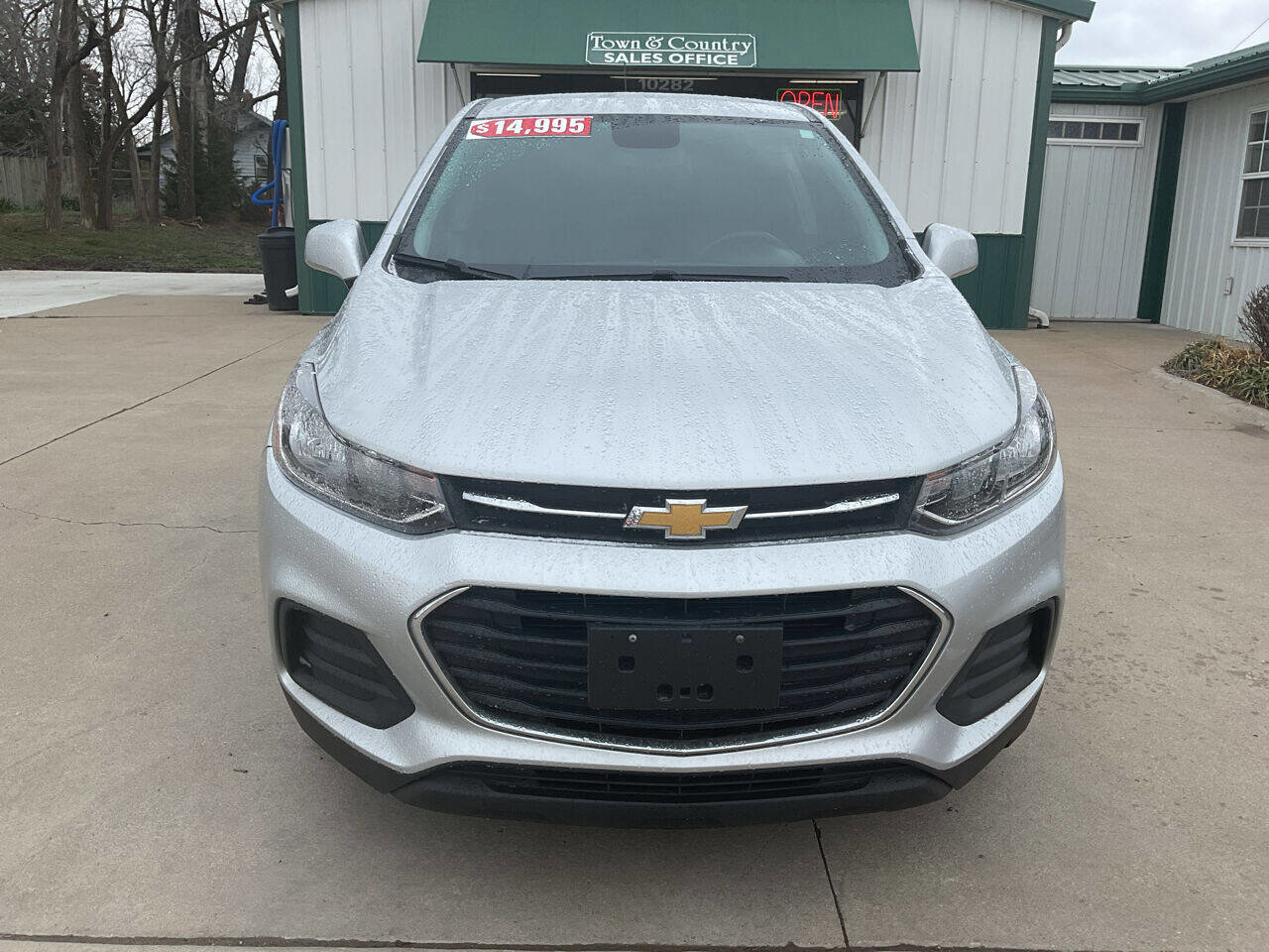 Used 2021 Chevrolet Trax LS w/ Tint and Cruise Package image 4