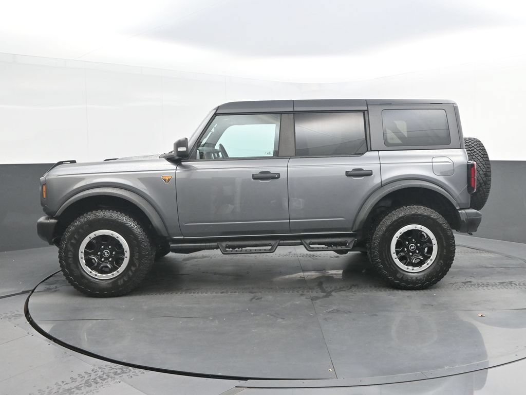 Used 2023 Ford Bronco Badlands w/ Sasquatch Package AWD/4WD image 2
