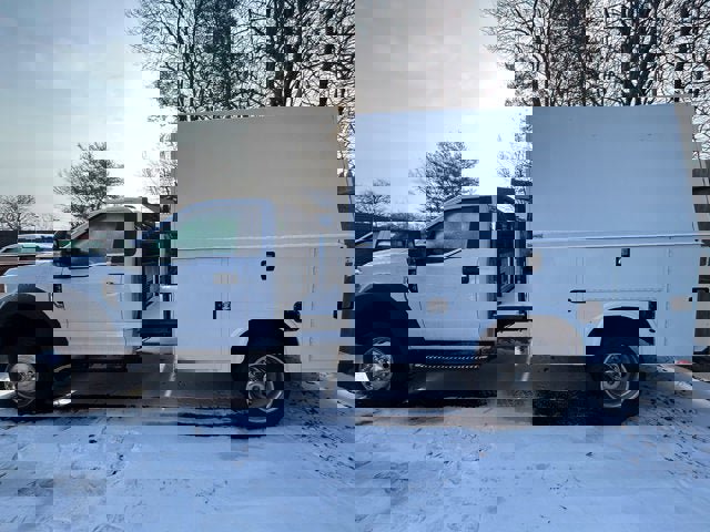 Used 2022 Ford F550 4x4 Regular Cab Super Duty image 4